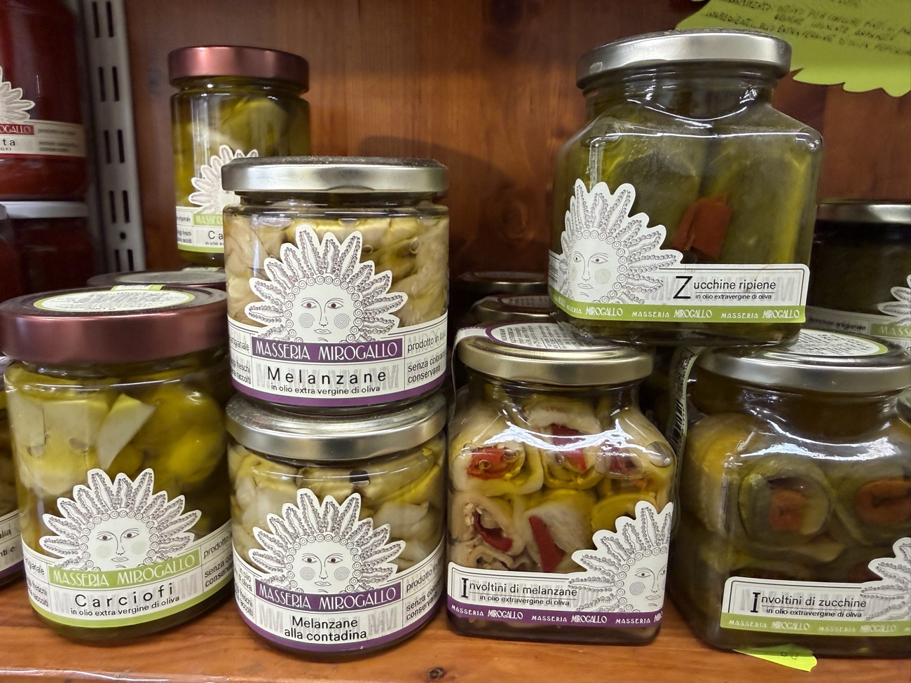 Sott’oli calabresi in vaso: melanzane, carciofini e verdure sotto olio